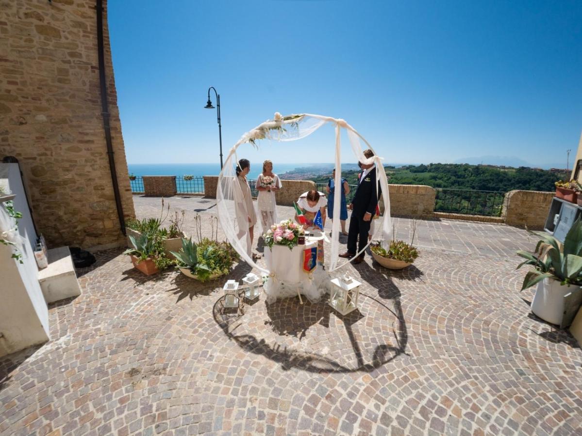 Relais Borgo sul Mare Hotel Silvi Paese Exterior foto